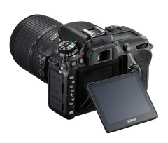 Nikon D7500 DSLR + 18-140mm lens Kit